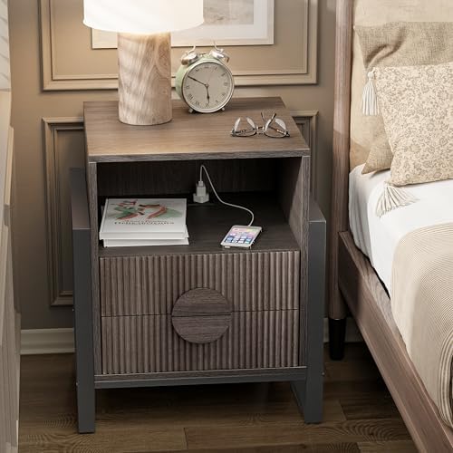 Modern Fluted Nightstand with Charging Station, Farmhouse 2-Drawer Nightstand with Textured Drawer Fronts and USB Charging Ports, Grey Wash